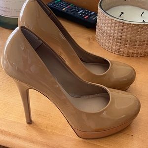 Nude Arturo Chiang high heels size 6